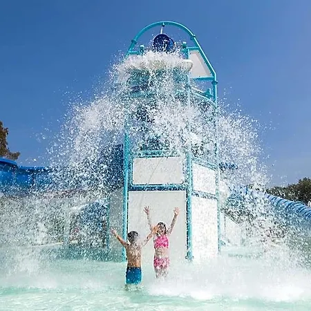 Eretria Beach Apartments エレトリア