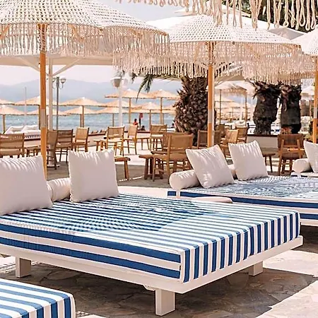 Eretria Beach Apartments アパート *