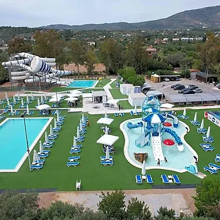 Eretria Beach Apartments アパート